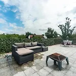 Pass The Keys Luxurious Flat With Large Private Terrace